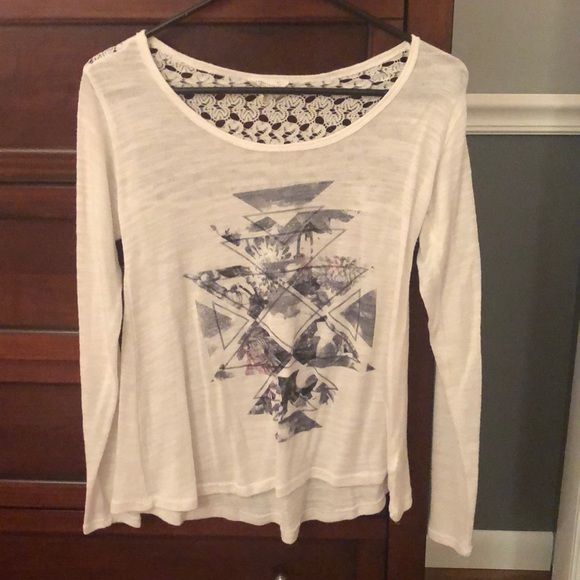 Aeropostale Tops - BUNDLE W/ ANY ITEM TO GET FOR FREE!